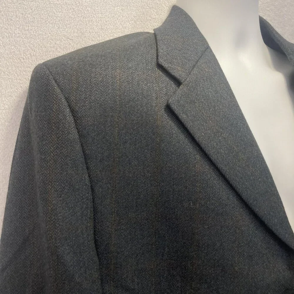 Peerless Man‎ 100% Lambswool Blazer Sport Coat Mens 42R Gray Plaid Jacket Canada